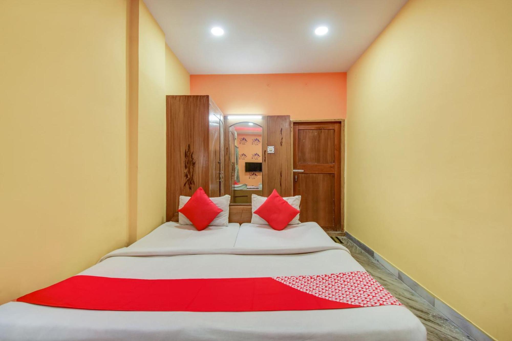 Super Oyo Hotel Priyal Amrit Sagar Rourkela Ngoại thất bức ảnh