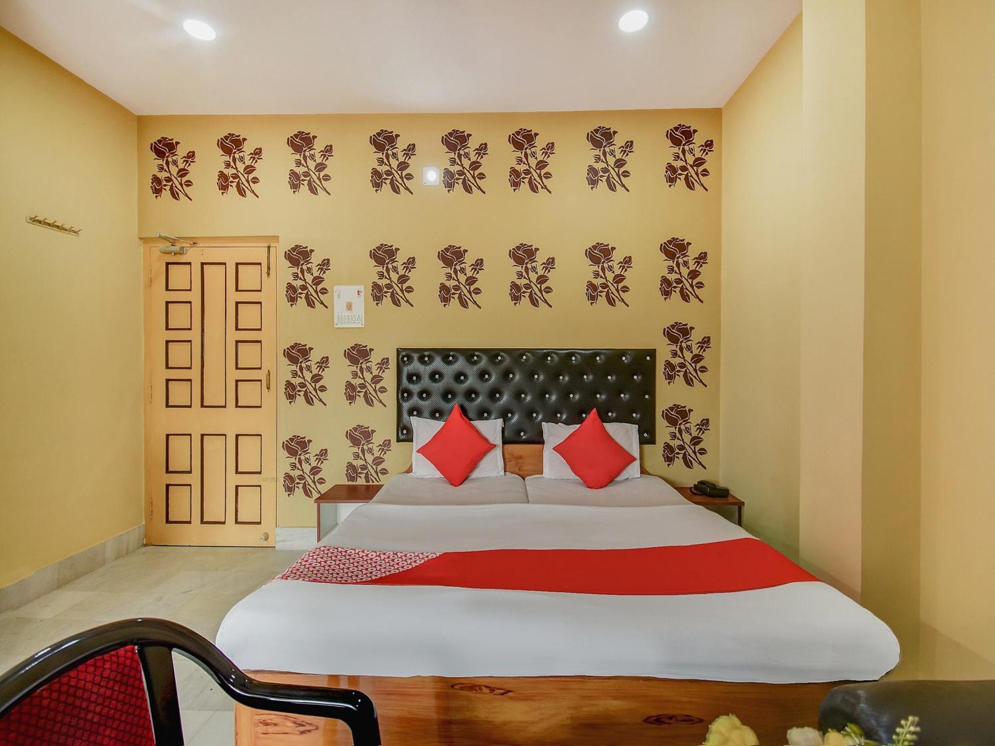 Super Oyo Hotel Priyal Amrit Sagar Rourkela Ngoại thất bức ảnh