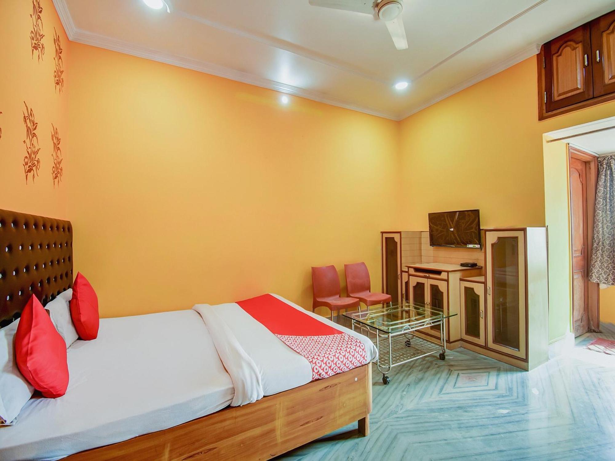 Super Oyo Hotel Priyal Amrit Sagar Rourkela Ngoại thất bức ảnh